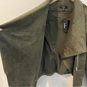 Lulus Wild at Heart Olive Green Vegan Suede Moto Jacket NWT‎ Size S thumbnail 3