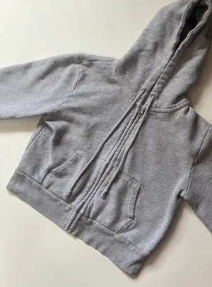 Brandy Melville sweatshirt thumbnail 3