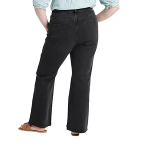 NWT Universal Thread Womens High-Rise Flare Jeans 89510034 Black Wash 17 thumbnail 2