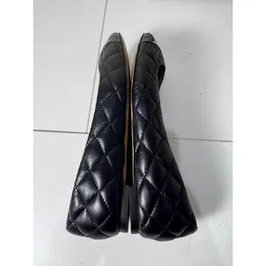 Ann Taylor Quilted Cap‎ Toe Ballet Flats Women 6.5M Black Leather Classic Preppy thumbnail 7