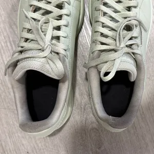 Adidas Light Green Casual Sneakers thumbnail 7
