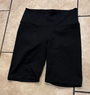 Carbon 38 Black High-Waisted Biker Shorts thumbnail 1