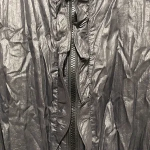 Gap nylon ruffled windbreaker  thumbnail 3