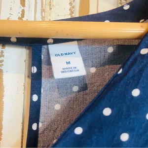 Old Navy Navy Polka Dot Sleeveless Top thumbnail 2