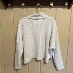 Abercrombie & Fitch Y2K Bone Chunky Ribbed Turtleneck Sweater thumbnail 2