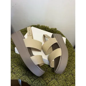 Crocs Literide Brooklyn Low Wedge Platform Sandal Size 10 Women'S Beige thumbnail 6