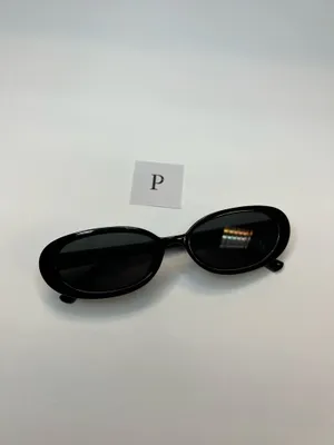 90s oval black sunglasses / retro oval sunglasses thumbnail 5