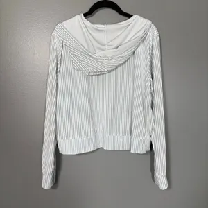 Colsie Women's Light Gray Cropped Ribbed Velour Zip Up Hoodie Sweatshirt - Large thumbnail 7