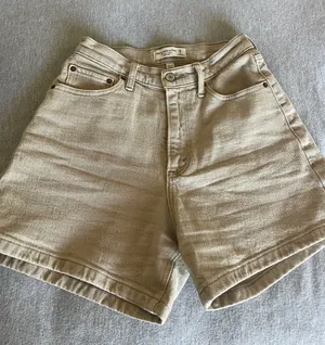 Abercrombie Curve Love High Rise Dad Short thumbnail 1