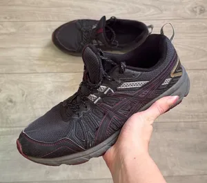ASICS 9.5 Athletic Shoes Sneakers 9.5 thumbnail 1