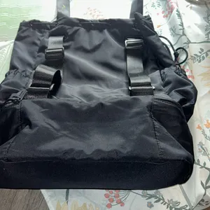 NWT Beyond Yoga Covertible Gym Bag thumbnail 7