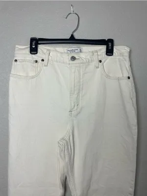 Abercrombie & Fitch 90’s Straight Ultra High Rise Off-White Jeans Size 31L thumbnail 4