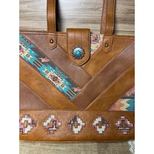 CATCHFLY Tote Sunset Renegade with Southwest Jacquard Inlay Concealed Carry thumbnail 3