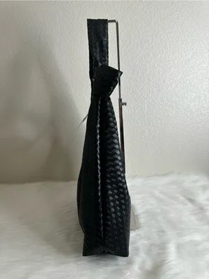 NWT Ulta Beauty Black Woven Knot Handle Hobo Shoulder Bag thumbnail 4