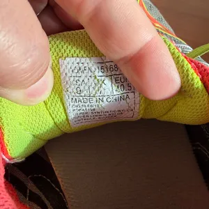 Saucony Womens Running Shoes Grey Coral Neon Yellow Mesh Sneakers 15168-1 Size 9 thumbnail 7
