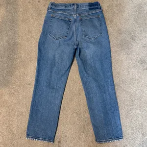 Abercrombie & Fitch Medium Wash Ultra High Rise The Ankle Straight Jeans Size 29 thumbnail 3