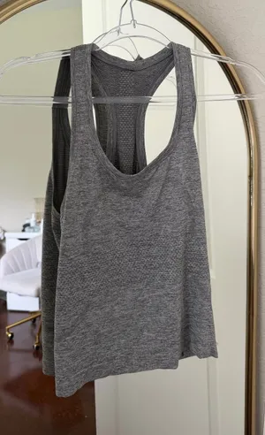 Lululemon Tank thumbnail 1