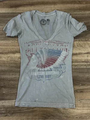 Affliction Distressed Flag Skull V Neck Shirt Women’s XS thumbnail 1