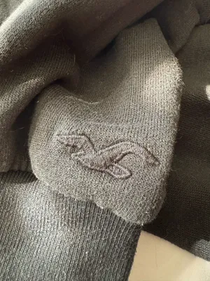 Cropped Hollister Zip-Up Hoodie thumbnail 5