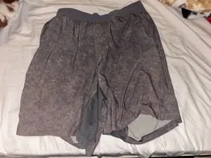 Men’s Lululemon Shorts thumbnail 5