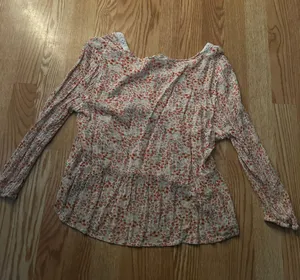 Hippie Rose Floral Blouse thumbnail 2