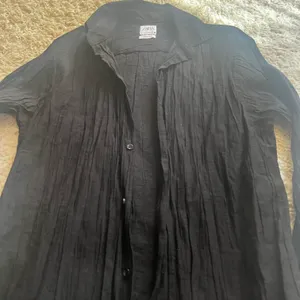 Regular Fit Black Button Down Shirt Size Small thumbnail 2