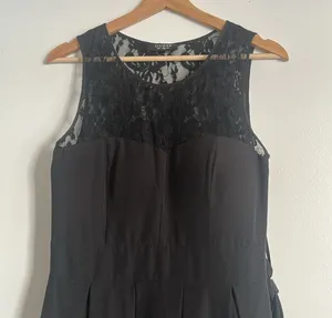 Guess Elegant Black Lace Midi Dress thumbnail 4