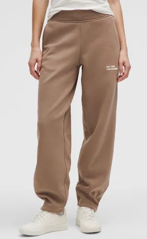 Lululemon Women’s Large Heavyweight Fleece Sweatpants thumbnail 1