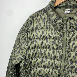 Old Navy Go-H20 Water-Resistant Narrow-Channel Puffer Jacket size Large thumbnail 5
