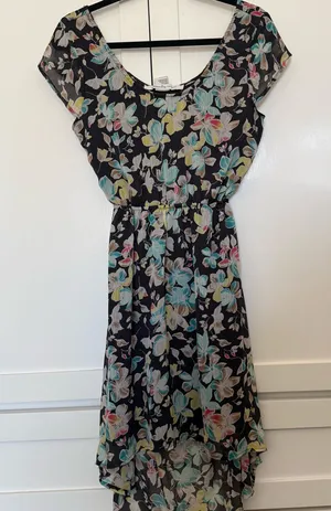 Women’s floral American Rag CIE dress thumbnail 1