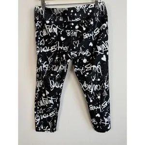 Fabletics X Demi Lovato Women’s XL Black/White Graffiti‎ Print Pull On Leggings thumbnail 4