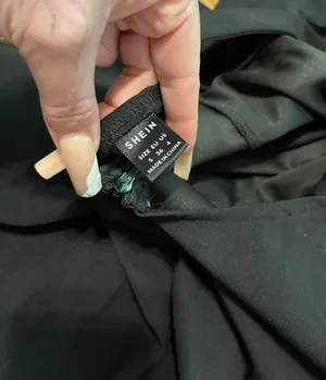 Black Dress thumbnail 3