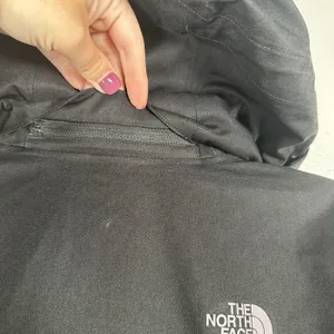 The North Face Thermoball Snow Triclimate 3-in-1 Jacket Womens Small Black Ski thumbnail 10