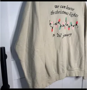 Gildan Retro Christmas Sweatshirt “Christmas lights up til January” Taylor Swift thumbnail 3
