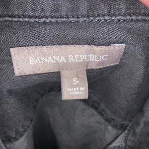 Banana Republic gray denim normcore button down S shirt thumbnail 3