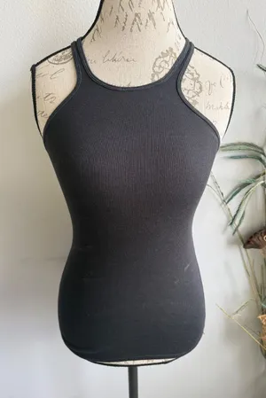 Lululemon Black Ribbed Racerback Tank‎ Top Cutout Detail Athletic Women's thumbnail 1