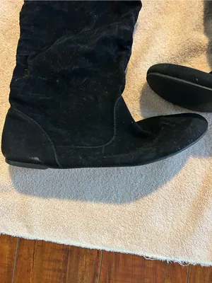 Source Unknown Black Suede Over-the-Knee Flat Boots thumbnail 3