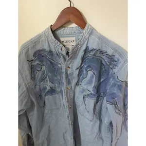 Vintage Denim Shirt Womens M Handpainted Horses Button Down Long Sleeve Merona thumbnail 2