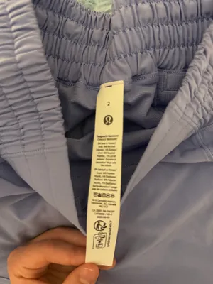 Lululemon Shorts Hotty Hot thumbnail 5