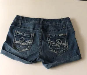 Jean Shorts thumbnail 2