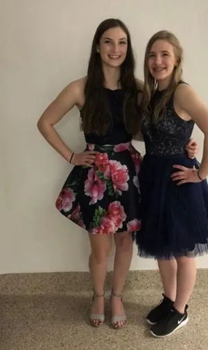 Dress thumbnail 2