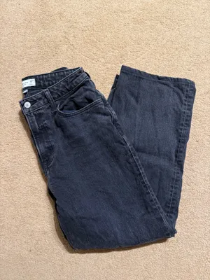 Abercrombie & Fitch Curve Love The 90s Relaxed Jean, High Rise in Black thumbnail 3