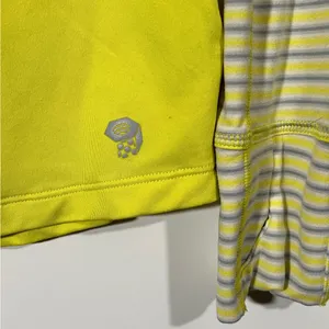 Mountain Hardwear Wick.Q Pullover light hoodie in Yellow Size Women’s small thumbnail 8