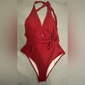 NWT CUPSHE One Piece Swimsuit Sexy Deep V Neck Crisscross Back red size L thumbnail 3