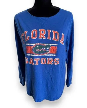 5/$65 Colosseum Womens Knit Top Sz M Florida Gators Distressed Look Long Sleeve thumbnail 3