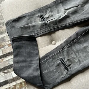 Levis Women Demi Curve Mid Rise Skinny Grey Patchwork Jeans‎ thumbnail 2
