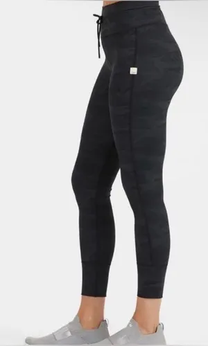 Vuori Daily Leggings — Black Camo High-Waist thumbnail 1