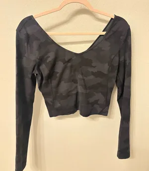 Lululemon Long Sleeve Crop Top thumbnail 1