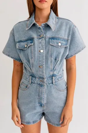 Le‎ Lis Collection Womens Light Wash Denim Utility Romper Short Sleeve Small NEW thumbnail 1