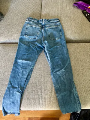 ZARA Mom Jeans High-Rise thumbnail 2